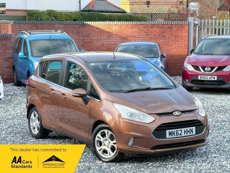 2013 B MAX 1.6 ZETEC POWERSHIFT EURO 5 5DR 4,990 MILEAGE 42,000 FUEL TYPE PETROL... photo